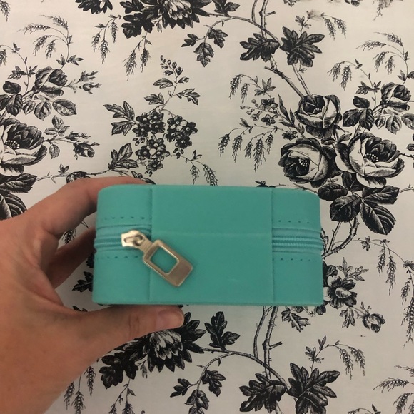 Tiffany Blue Travel Jewelry Box - Picture 3 of 4